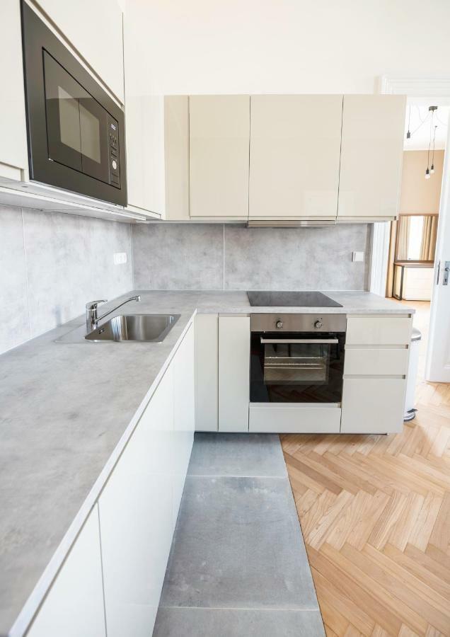 Letna Garden Suites Praha Eksteriør bilde